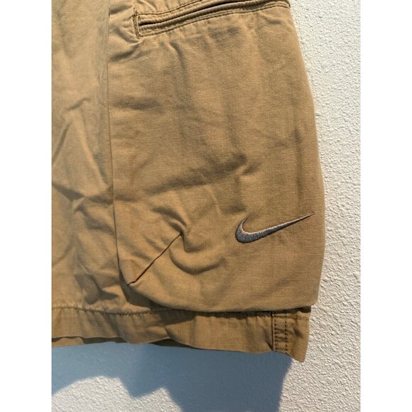 NIKE SPORTSWEAR (MENS 32 MEDIUM) Tan Ripstop Cargo Shorts 10.5" - Picture 2 of 6